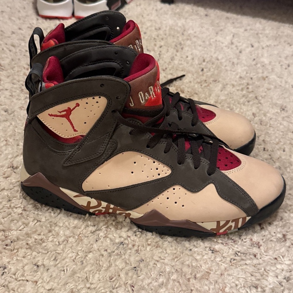 Jordan 7 Retro Patta Shimmer (SIZE 10)